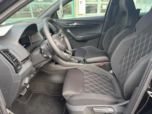 SKODA Karoq 1.5 TSI SportLine DSG