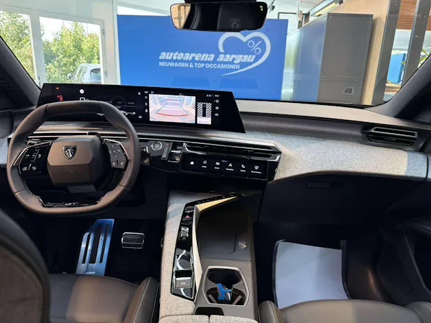 PEUGEOT 3008 145 GT Hybrid e-DCS-Automat