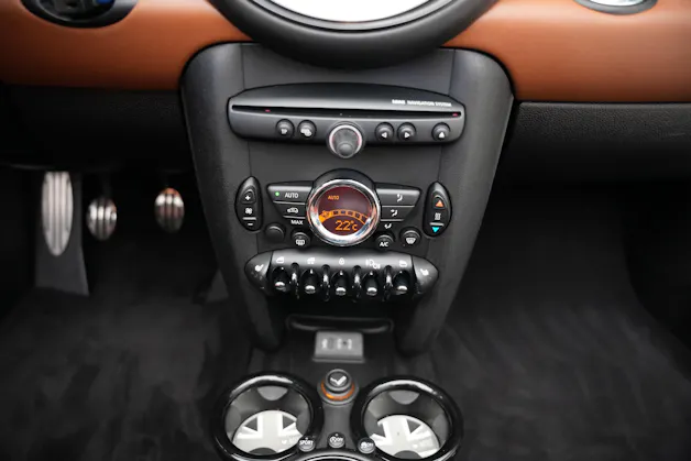 MINI Cooper John Cooper Works Cabriolet