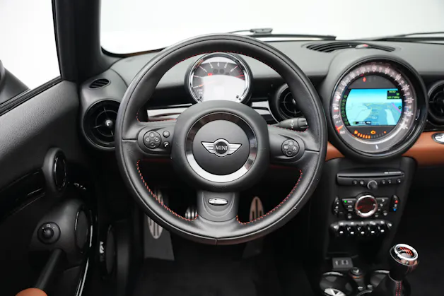 MINI Cooper John Cooper Works Cabriolet