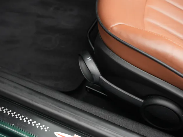 MINI Cooper John Cooper Works Cabriolet