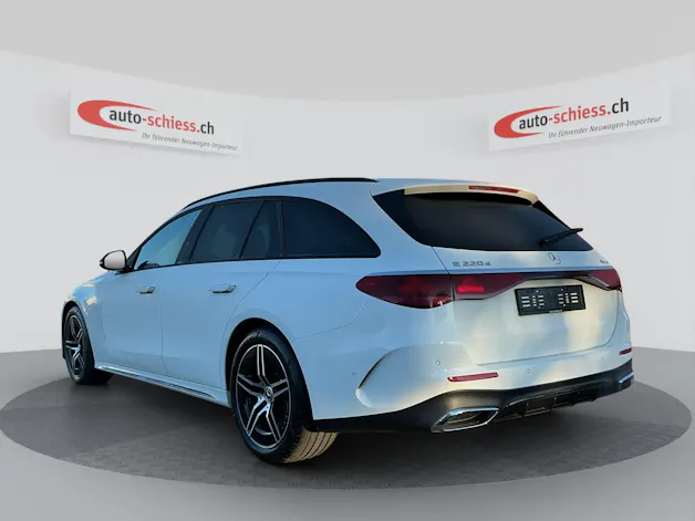 MERCEDES-BENZ E 220 d 4 Matic