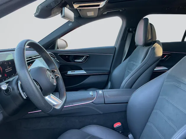 MERCEDES-BENZ E 220 d 4 Matic