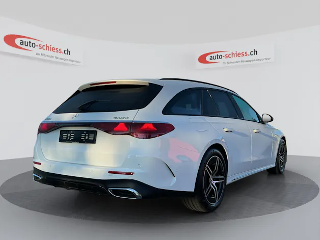 MERCEDES-BENZ E 220 d 4 Matic