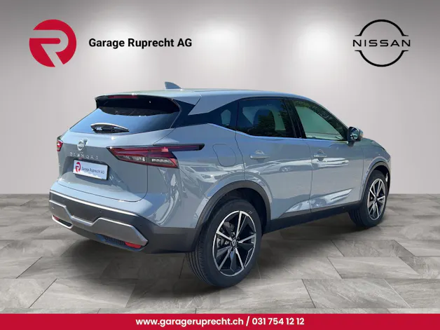 NISSAN Qashqai 1.3 DIG-T 158 Tekna