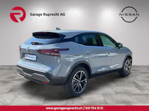 NISSAN Qashqai 1.3 DIG-T 158 Tekna