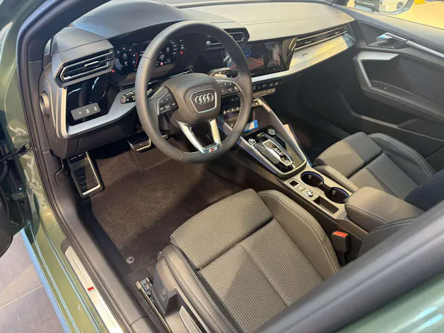AUDI A3 Sportback 35 TDi S-Line S-Tronic Automat