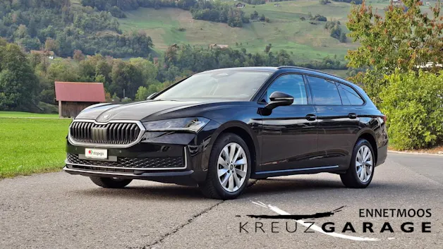 SKODA Superb Combi 2.0 TDi Selection 4x4 DSG *Anhängerkupplung & 8-fach bereift*