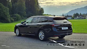 SKODA Superb Combi 2.0 TDi Selection 4x4 DSG *Anhängerkupplung & 8-fach bereift*