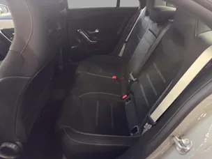 MERCEDES-BENZ CLA 200 - AMG / Rückfahrkamera / Ambiente-Licht / Volldigitales Display
