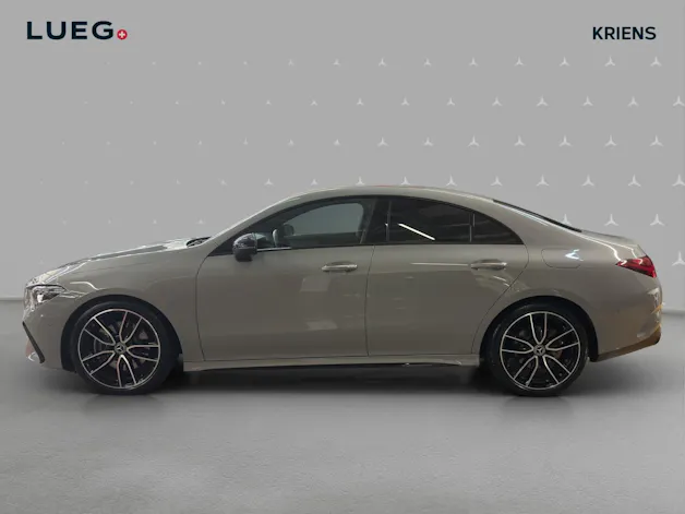 MERCEDES-BENZ CLA 200 - AMG / Rückfahrkamera / Ambiente-Licht / Volldigitales Display