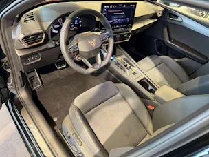 CUPRA LEON ST 2.0 TSi VZ 333PS 4Drive DSG-Automat