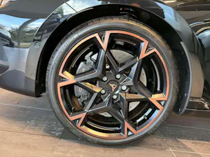 CUPRA LEON ST 2.0 TSi VZ 333PS 4Drive DSG-Automat
