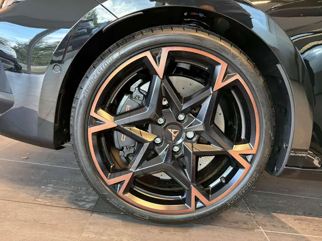 CUPRA LEON ST 2.0 TSi VZ 333PS 4Drive DSG-Automat