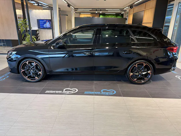 CUPRA LEON ST 2.0 TSi VZ 333PS 4Drive DSG-Automat