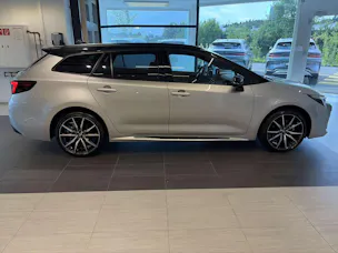 Toyota Corolla Touring Sports 2.0 HSD GR Sport e-CVT Automat