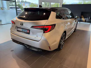 Toyota Corolla Touring Sports 2.0 HSD GR Sport e-CVT Automat