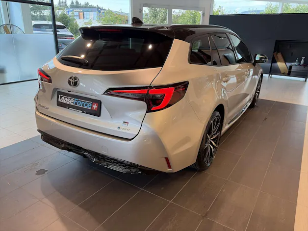 Toyota Corolla Touring Sports 2.0 HSD GR Sport e-CVT Automat