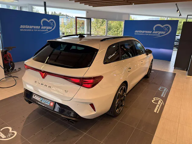 CUPRA LEON ST 2.0 TSi VZ 333PS 4Drive DSG-Automat