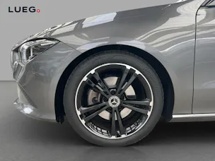 MERCEDES-BENZ CLA Shooting Brake 200 Progressive 7G-DCT