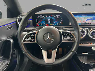 MERCEDES-BENZ CLA Shooting Brake 200 Progressive 7G-DCT