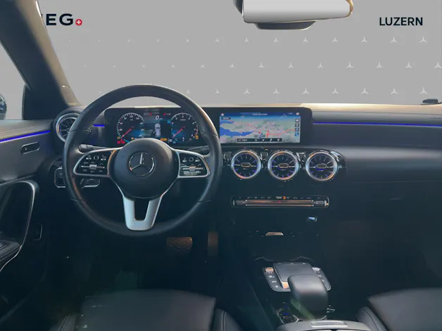 MERCEDES-BENZ CLA Shooting Brake 200 Progressive 7G-DCT