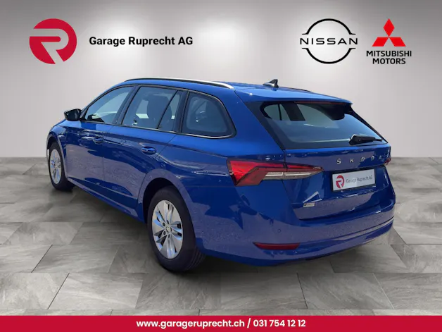 SKODA Octavia Combi 2.0 TDI Ambition DSG