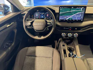 SKODA Superb Combi 1.5 eTSI mHEV Essence DSG-Automat