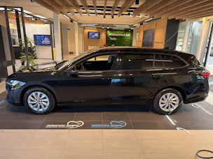 SKODA Superb Combi 1.5 eTSI mHEV Essence DSG-Automat