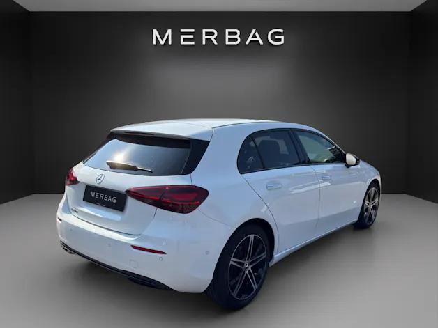 MERCEDES-BENZ A 200 Night Star 7G-DCT
