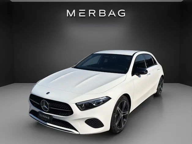 MERCEDES-BENZ A 200 Night Star 7G-DCT