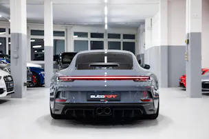 PORSCHE 911 GT3 Touring PDK 2+2 Jahre Garantie