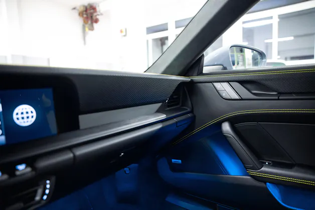 PORSCHE 911 GT3 Touring PDK 2+2 Jahre Garantie