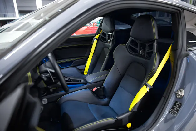 PORSCHE 911 GT3 Touring PDK 2+2 Jahre Garantie