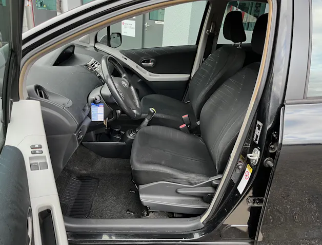 Toyota Yaris 1.3 Linea Sol