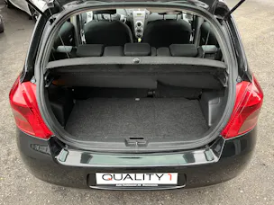 Toyota Yaris 1.3 Linea Sol