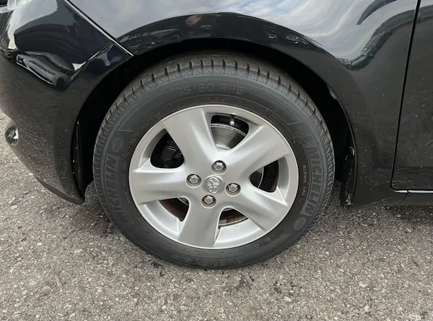Toyota Yaris 1.3 Linea Sol