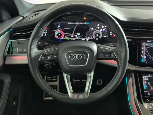 AUDI Q8 55 TFSI quattro tiptronic