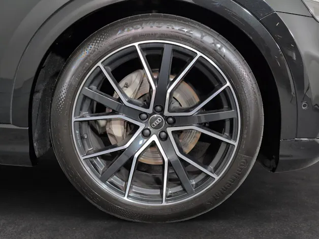 AUDI Q8 55 TFSI quattro tiptronic
