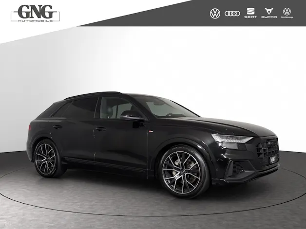 AUDI Q8 55 TFSI quattro tiptronic
