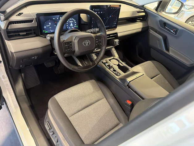 Toyota RAV-4 2.5 HSD Trend e-CVT AWD NEUES MODELL Automat