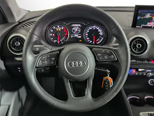 AUDI A3 Sportback 1.5 TFSI S-tronic Sport