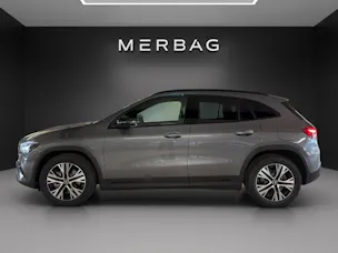 MERCEDES-BENZ GLA 250 4MATIC Swiss Star