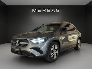 MERCEDES-BENZ GLA 250 4MATIC Swiss Star