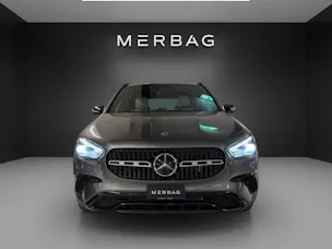 MERCEDES-BENZ GLA 250 4MATIC Swiss Star