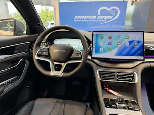 BYD Seal U DM-i Design AWD 324PS Automat