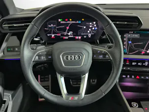 AUDI A3 Sportback 40 TFSI S line quattro S-tronic