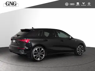 AUDI A3 Sportback 40 TFSI S line quattro S-tronic