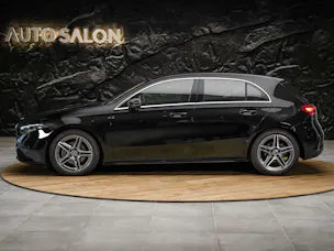 MERCEDES-BENZ A 200 AMG Line d 8G-DCT *Facelift*Werksgarantie*Multibeam LED