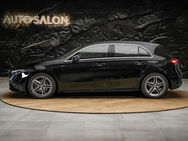 MERCEDES-BENZ A 200 AMG Line d 8G-DCT *Facelift*Werksgarantie*Multibeam LED